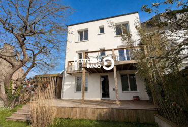 A VENDRE BREST SAINT-MARTIN MAISON FAMILIALE HAUT DE GAMME RENOVEE JARDIN CLOS GARAGE