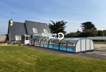 Maison à vendre à Plouguerneau en front de mer avec piscine