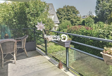 A VENDRE LARMOR-PLAGE-A DEUX PAS DE LA PLAGE- APPARTEMENT DE 79 M² AVEC BALCON-ASCENCEUR-GARAGE