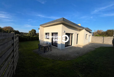 PLONGONVELIN Maison contemporaine PLAIN PIED à vendre à 1,3 kms Plage du Trez-hir – 2 chambres, plain-pied