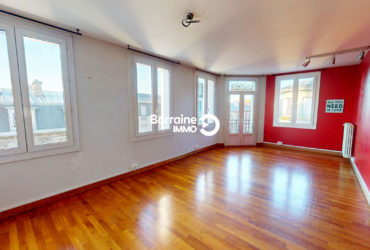 EXCLUSIVITE A VENDRE BREST PILIER ROUGE / OCTROI APPARTEMENT T5 101M²  3 CHAMBRES DERNIER ETAGE