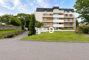 EXCLUSIVITÉ BREST KERINOU – RÉSIDENCE AVEC ASCENSEUR – APPARTEMENT 121M² AVEC BALCON, 3 CHAMBRES, GARAGE FERMÉ, PARKING ET