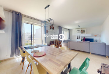 EN EXCLUSIVITÉ BREST KERINOU – RÉSIDENCE AVEC ASCENSEUR – APPARTEMENT 121M² AVEC BALCON, 3 CHAMBRES, GARAGE FERMÉ, PARKING ET