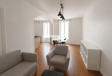 SAINT POL DE LEON : appartement 3 pièces en location
