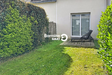 EXCLUSIVITE AGENCE – PLOEMEUR – PETITE MAISON EN COPROPRIETE AVEC JARDIN ET PARKING PRIVE