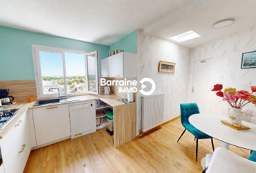 A VENDRE  – Appartement 4 pièces- 3 chambres- à Lorient-le ter-dernier étage-ascenseur-garage
