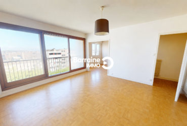 LORIENT NOUVELLE VILLE ?  APPARTEMENT T4 AVEC ASCENSEUR BALCON ET PARKING PRIVE