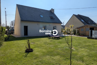 Coup de coeur pour cette maison lumineuse, à deux pas des commerces !