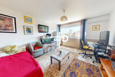 Appartement T1 à vendre à Lorient – Nouvelle Ville, dernier étage, exposition sud