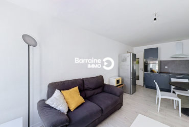 A LOUER BREST RECOUVRANCE APPARTEMENT T3 MEUBLE 55.57 m² ASCENSEUR PLACE DE PARKING
