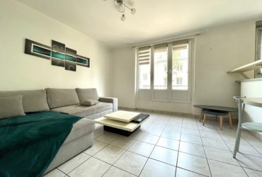 T3 MEUBLÉ – RUE DE VALMY – 56.16 m²