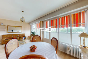 LORIENT NORD – APPARTEMENT T4 de 78m² AVEC BALCON FERME ET VUE DEGAGEE – PARKING PRIVE