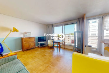 LORIENT CENTRE – APPARTEMENT T3 AVEC GRAND BALCON ET ASCENSEUR