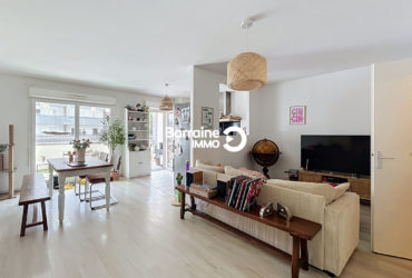 LOCATION APPARTEMENT T4  TERRASSE / PARKING