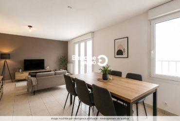 LOCATION BREST APPARTEMENT T3 77 M² PETIT PARIS DERNIER ETAGE PLACE DE PARKING