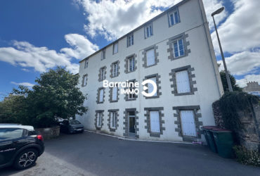 A VENDRE BREST CROIX ROUGE IDEAL INVESTISSEUR APPARTEMENT T1 STUDIO 2e ETAGE 1 PARKING PRIVATIF