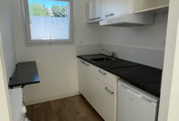 T1 BIS – Balcon et Parking – RUE DE LA DIGUE – 30.75 m²