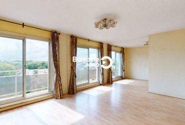 Barraine Immo : Appartement lumineux 5 pièces à vendre à Brest, 5ème étage avec ascenseur