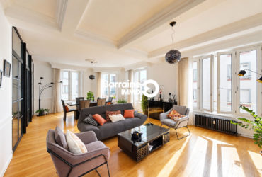 A VENDRE BREST SECTEUR CHATEAU/VOLTAIRE T6 162,8 M²  2 CHAMBRES POSSIBILITE 3 APERCU MER