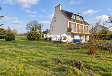 Maison familiale avec grand terrain arboré de 2 123 m²