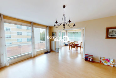 A VENDRE- LORIENT SECTEUR MERVILLE- APPARTEMENT T5 DE 90 M² AVEC BALCON -GARAGE-ASCENSEUR