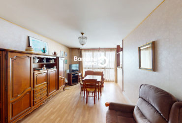 A VENDRE BREST QUIZAC APPARTEMENT T2 ASCENSEUR 7e ETAGE BALCON PARKING SOUS-TERRAIN CAVE