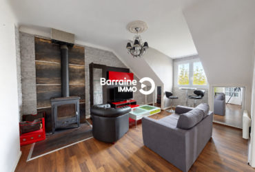 EXCLUSIVITE AGENCE – LORIENT HYPERCENTRE – T2/T3 AU DERNIER ETAGE AVEC POELE
