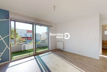 A  LOUER  APPARTEMENT  T2  VIDE  PARKING  CELLIER  BALCON